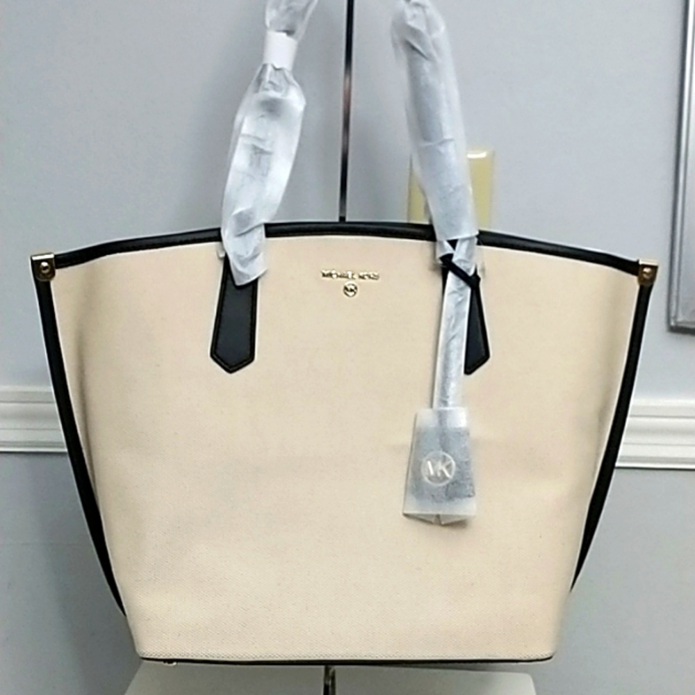 Michael Kors Jane Canvas Natural  Tote Bag - Picture 4 of 10